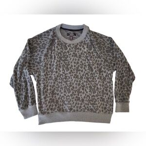Victoria’s Secret Soft Charcoal Gray Animal Print Sweatshirt Women’s Large